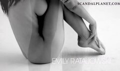 Emily Ratajkowski Nude Pussy On The Set - ScandalPlanetCom