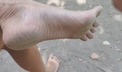 Dirty feet and flaccid dick, naked in public (avi)