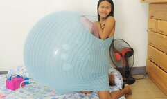 Sexy Camylle Blows Up Her Belly With HUGE Balloons Until They Go BANG