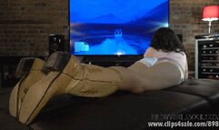 Dahlia's Gaming Feet - Full HD 1080p Version