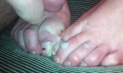 JERK OVER NATURAL RAW TOES - FULL HD