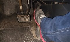 Driving and flooring in old nike trainers