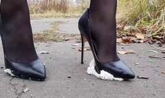 Sexy Nina in Italian high heels crush marshmellows, high heels messy food crush, shoes stomp food