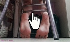 60 PEEPING TOM (FHD, flexing, under the chair, foot fetish, big feet, wrinkled soles, long toes, wiggling, foot play, rubbing, barefoot, foot virgin, goddess, queen, worship)