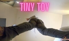 Giantess Crew – Rain – Tiny Tony