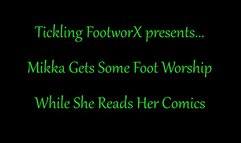 Mikka Gets Some Foot Worship While Reading Her Comics
