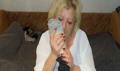 Passion for stepdaughter's feet MP4