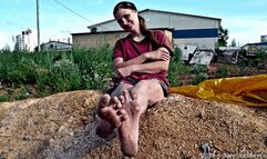 Real barefooter Marina shows off her stone soles and walks around the construction site, barefoot of course (part 3 of 4)