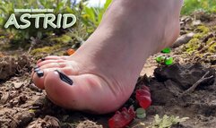 Beneath Astrids Feet ULTRA Slowmo - HD 1080p Version - Stepped On In The Park Under Her Dirty Bare Feet Ultra Slow Motion Amazing Soundtrack