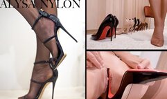 51 ALYSA PRESENTE SES TALONS LES PLUS HAUTS ET SE MASTURBE AVEC