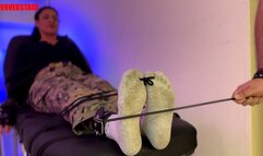 Military girl's feet are punished (Custom)