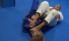 Gabi vs Desi Gi-Feet