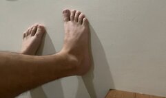 feet 134636136