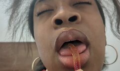 MY JUICY LIPS CHEWING GUMMY WORMS | Ash