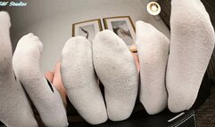 Latina Mamis bring a third! Gym sock soles - MOV