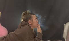 YULIANA SMOKING WHILE LAYING UP