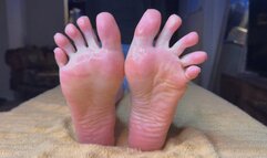 “Pale soles oily soles tease you”