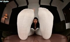 Hunny Bear dirty sock sole pov with toe wiggling! - MOV