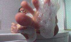 Wrinkly Bath Soles: Soap Them Up (mkv)