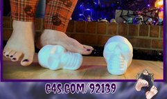 SKULL FOOT MASSAGE - DUAL DESTRUCTION - BBW Crushing heads, by Miss Brandi Sparxxx