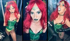 Poison ivy cosplay smoking 3 eve 120 at once and 1 Marlboro 100 fast