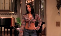 Megan Fox Nice Cleavage Sexy Small Waist