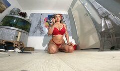 Jennifer Pee In A Jug (4K)