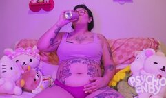 Alt Feedee Chugs Energy Drink And Pushes Out Nonstop Burps