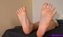 Powerful Big Soles - Foot Fetish - HD MP4