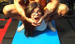 SEXY NERDY MILF VS PORNSTAR CHAMPION IN INTERGENDER CAMEL CLUTCH WRESTLING HOLD MATCH BLOWJOB & SEX