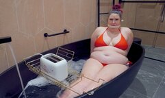 Lacey BBW: Toaster Bath