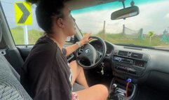 Cinicluu desperation in the car while she use push up bra to hold her big tits MP4 1080