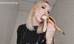 Banana blowjob? Sexy dominant food spitting