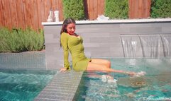 Diana Gets Wet in a Sexy Short Dress and Heels