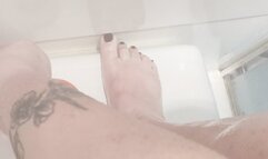 Shower Time right leg