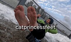 NYC snowy soles, pink french tips, long legs, sexy milf foot show with Manhattan in the back, size 9 mature feet