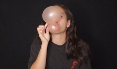 Amateur teen blows bigger bubbles