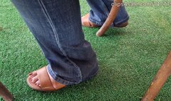 Ebony MILF With Pretty Feet At Saturday Party In Salamander