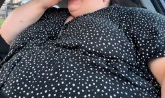 MASSIVE SSBBW fatty eating a 1600-CALORIE fast food SNACK, barely fits in the car — SSBBW Marigold — feedee feederism car stuffing