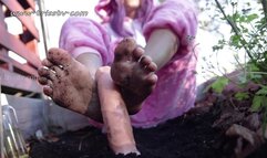 Footjob inside a Garden Vegetable Box Wearing a Pink Panther Costume | Triss2020 on Chaturbate