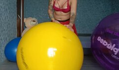 looner girl deflate yoga ball and egg ball