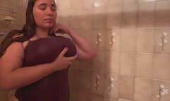 Jen puts on water tits to shower and blow