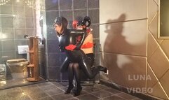 LUNA313_Harley Quinn and Batgirl's romance lapsitting II