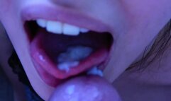 She just sewed, but got cum in her mouth