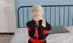 XY71-Xiao Xiao is wrapped in stockings and bound by tape