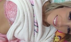 Perfect babe gets camel toe pussy fucked in studio