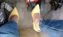 Yellow pumps