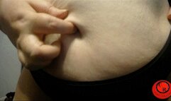 Belly and Belly Button Fun - CurvyRedhead - AVI