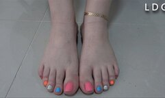 Multicolor Toes Of Alison Should Be Adored