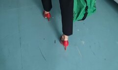 1st LOST SHOE: I'm on ladder with my red high heels and I lose a shoe, it is disappeared!